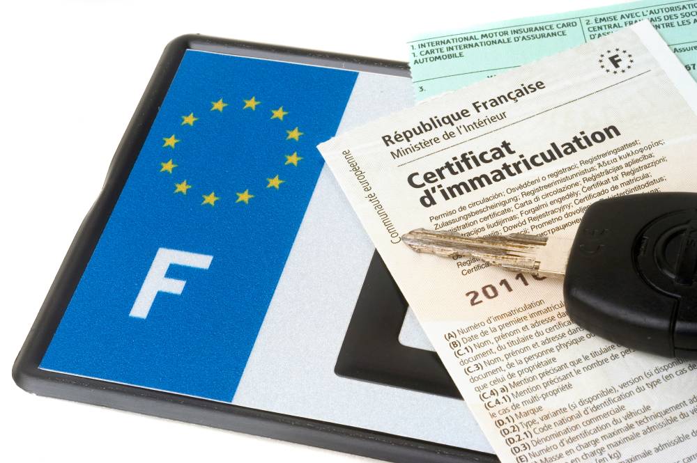 Carte grise : tout savoir sur le certificat d'immatriculation de véhicule en 2024