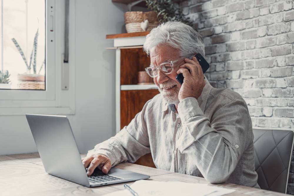 Travailler à la retraite : jusqu'où peut-on aller sans risquer sa pension ?